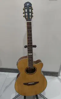 گیتار آکوستیک
