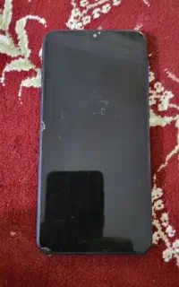 گوشیa10s سالم سالمه بدون هیچ ایرادی.کارتن هم داره