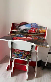 میز تحریر و صندلی کودک