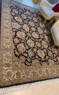2 عدد فرش 1عدد شش متری و 1عدد چهار متری