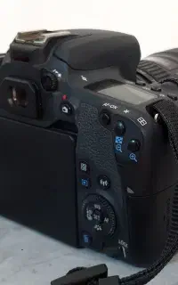 دوربین کانن 77d لنز 24.105