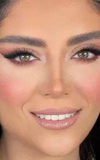 میکاپ تخصصی و آموزش