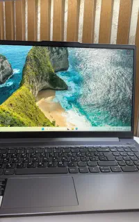 لپ تاپ لنوو بدون خط خش و بدون استفاده