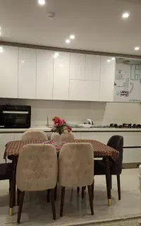 میز ناهار خوری