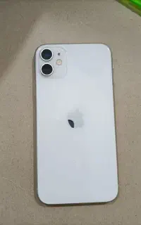 iphone 11 آیفون ۱۱ نرمال