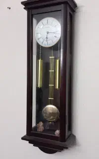 ساعت دیواری