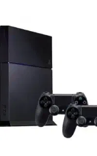 PS4  درحد نو همراه دو عدد دسته