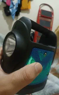 ۳عدد اسپیکر و ۲تا باند سونی قوی