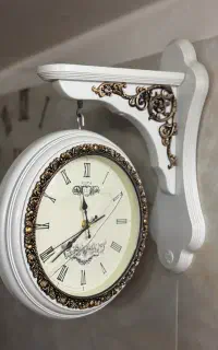 ساعت دیواری دوطرفه