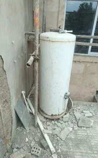 آبگرمکن مخزنی