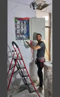 برقکار.برقکاری.الکتریکی کیانپارس.وهابی.پاداد