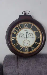 ساعت دو موتوره