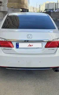 ماشین هوندا آکوردبدون رنگ،دنده اتومات قیمت۵۷۵۰