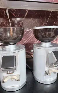 فروش دو عدد آسیاب تک زن