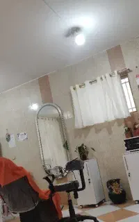 درخواست منشی سالن آرایشی در عوض انجام خدمات آموزش