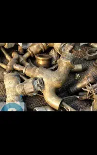 برنزی  و برنجی