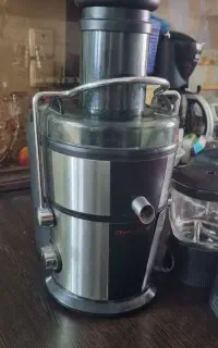آبمیوه گیر ژاپنی