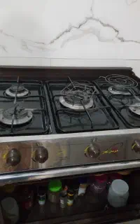 اجاق گاز تمیز و سالم