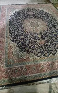 فرش ۱۲متری سرمه ای وبرتری کرم وتخت ۲نفره
