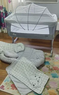 تخت نوزاد