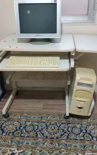 کامپوتر میز