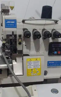 فروش چرخ خیاطی راسته دوز سرنخ زن و زیگزال ۴ نخ