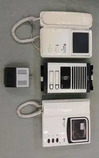 آیفون دوطبقه رنگی الکتروپیک تصویری با وسایل تکمیل