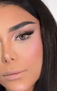 مدل میکاپ
