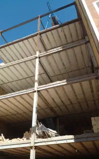 آرماتور بندی اسکلت فلزی استخر سوله