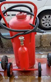 کپسول۵۰کیلویی و ۲۵ لیتری آتش نشانی شارژ شده