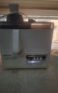 آبمیوه گیری ناسیونال