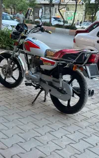 موتور سیکلت هوندا 200
