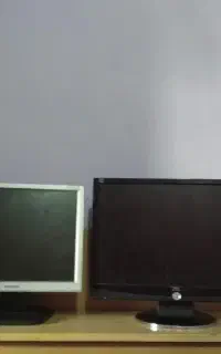 دوعددمانیتور