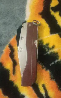چاقو ضامن دار نو
