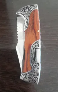 کارد تو جیبی