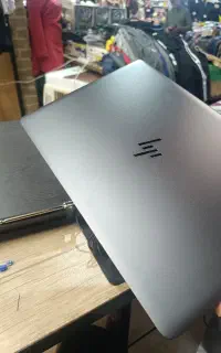 لپتاپ  hp Zbook studio G4  گرافیک دار