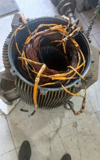 استخدام برق کار و کاراموز