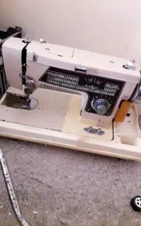 چرخ خیاطی ژانومه