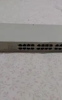 سوییچ شبکه ۲۴ پورت