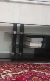 میز تلویزیون در حد نو