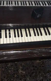 پیانو کاسیو به همراه پایه تمام ام دی اف
