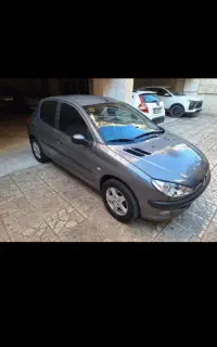 ۲۰۶  تیپ۲  مدل ۸۸ کم کار و سالم