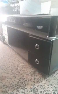 میز تلوزیون شیشه‌اِی درحدنو