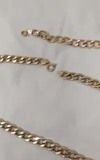 زنجیر و دستبند طلا کارتیر پفکی