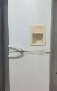 یخچال نگین