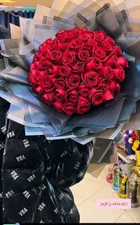 ۲۰ شاخع گل رز فقط 1 تومن مخصوص عاشقا