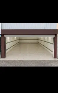اجاره مغازه30متری با کرکره برقی کف تا دیوار سرامیک
