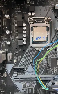 مادربرد و‌پردازنده