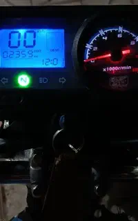 کیلومتر نیم دیجیتال فابریکی پیشرو