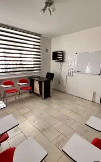 تقویت پایه زبان مدارس  با قیمت استثنائی